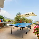 Flats Villa *