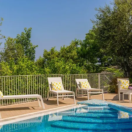 Vila Flats Sorrento