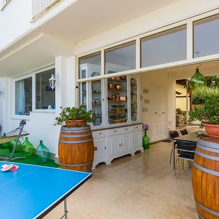 Flats Villa Sorrento